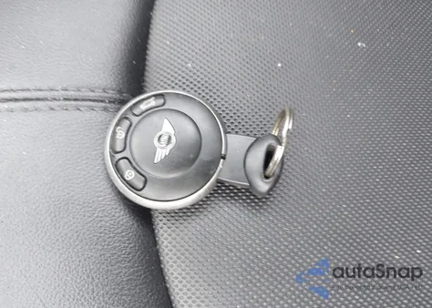 2016 Mini Countryman Cooper S из США, поврежденный, VIN WMWZC5C58GWU20371